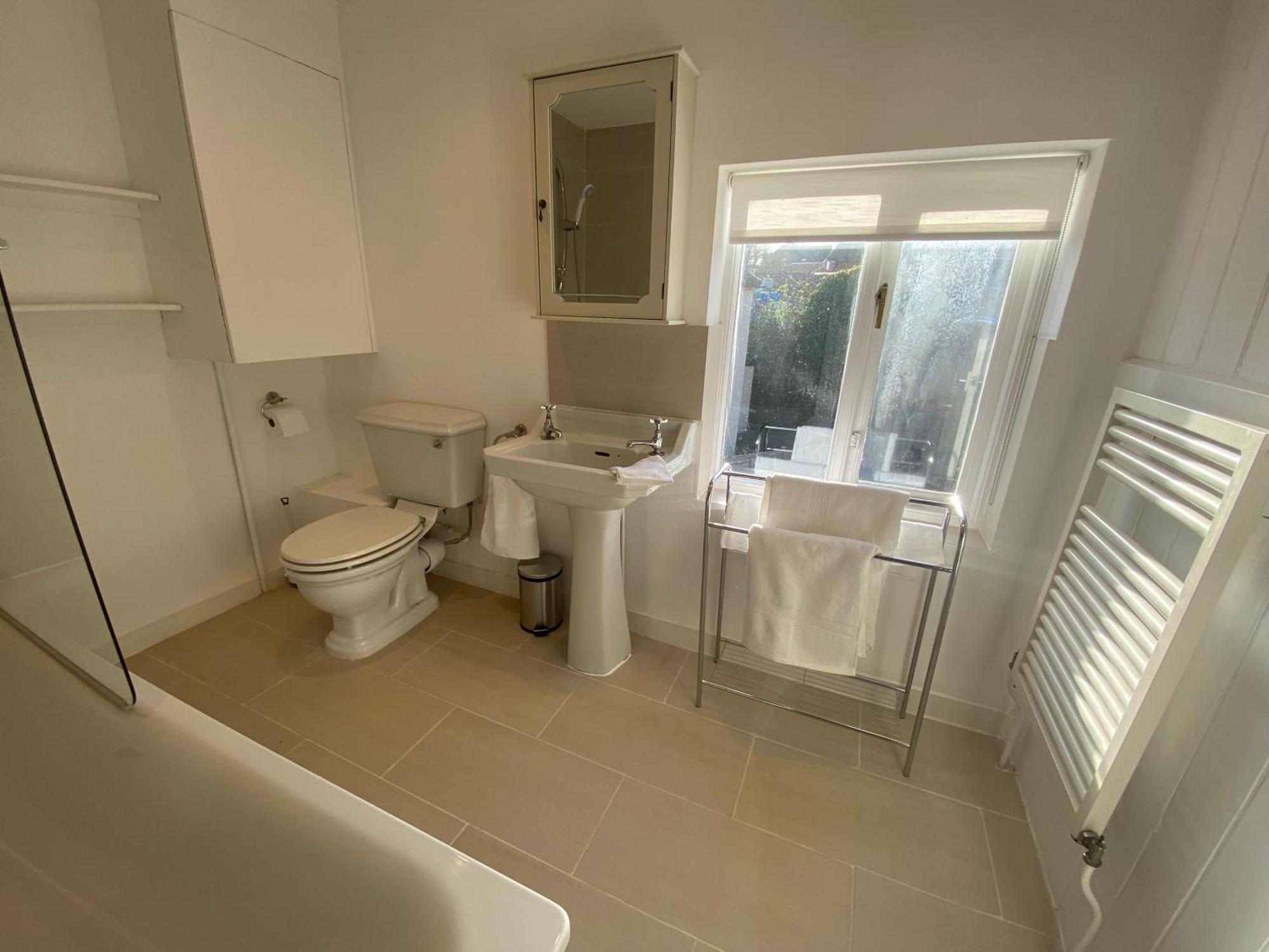 A Charming And Stylish Country Cottage. Hungerford Esterno foto